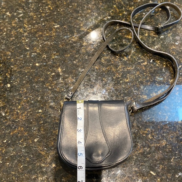 Vintage Black leather small crossbody bag - Picture 4 of 6